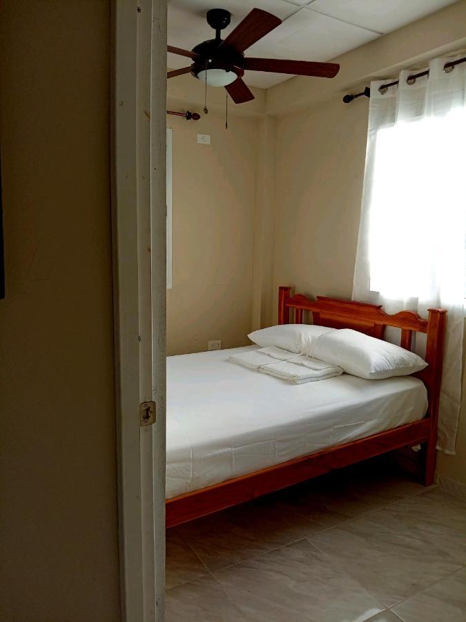 Appartamento Habitacion Privada A 8 Minutos Del Aeropuerto Tocumen Tapia Numero Dos Esterno foto